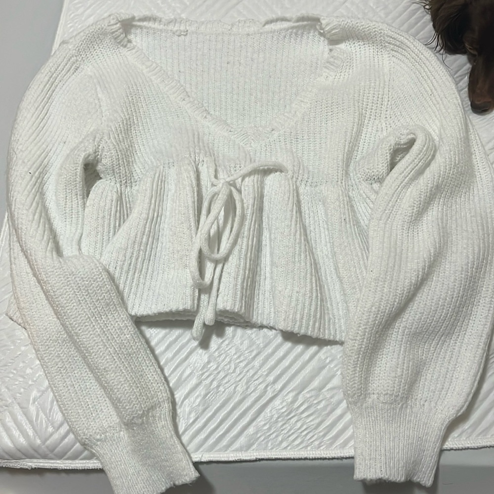 White knit sweater size medium